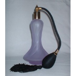 Flacon vaporisateur violet
