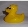 Canard jaune pour le bain